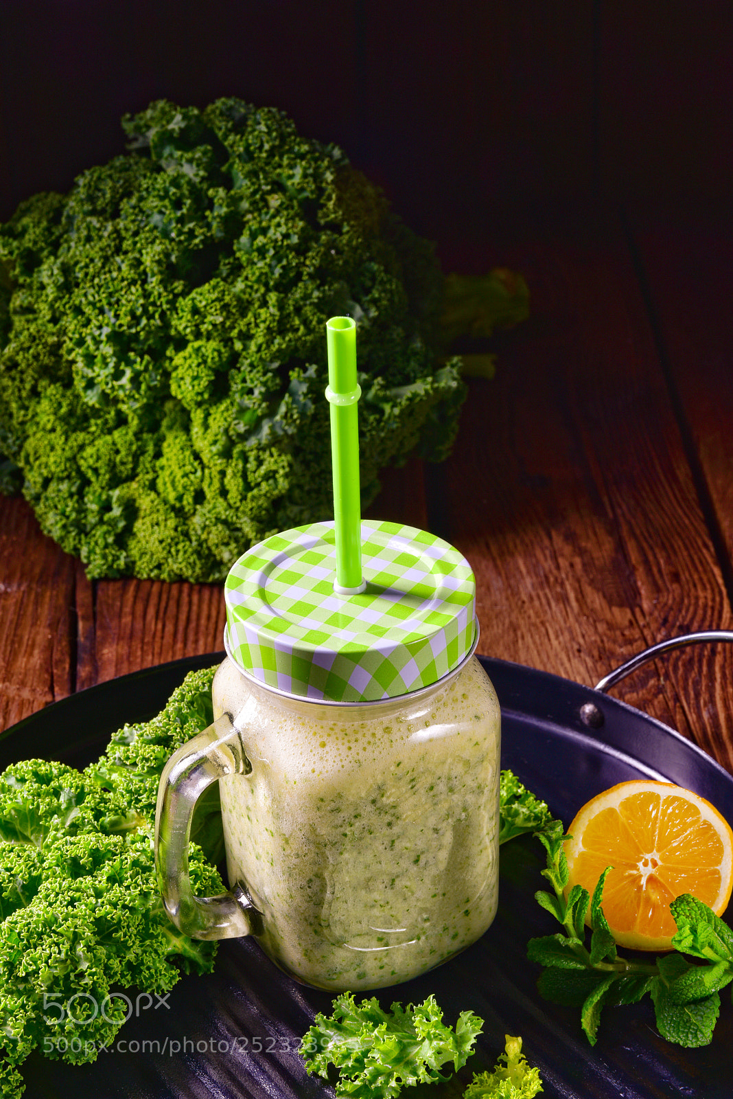 Nikon D810 sample photo. Kale banana smoothie photography
