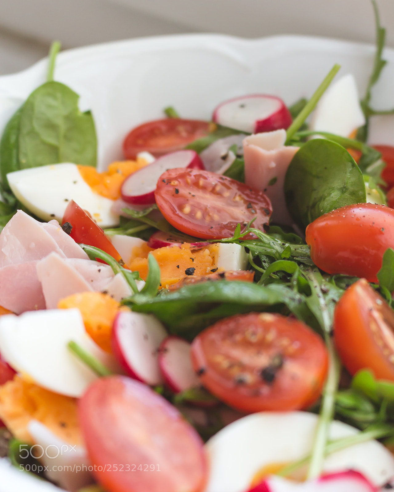 Canon EOS 700D (EOS Rebel T5i / EOS Kiss X7i) sample photo. Salad photography