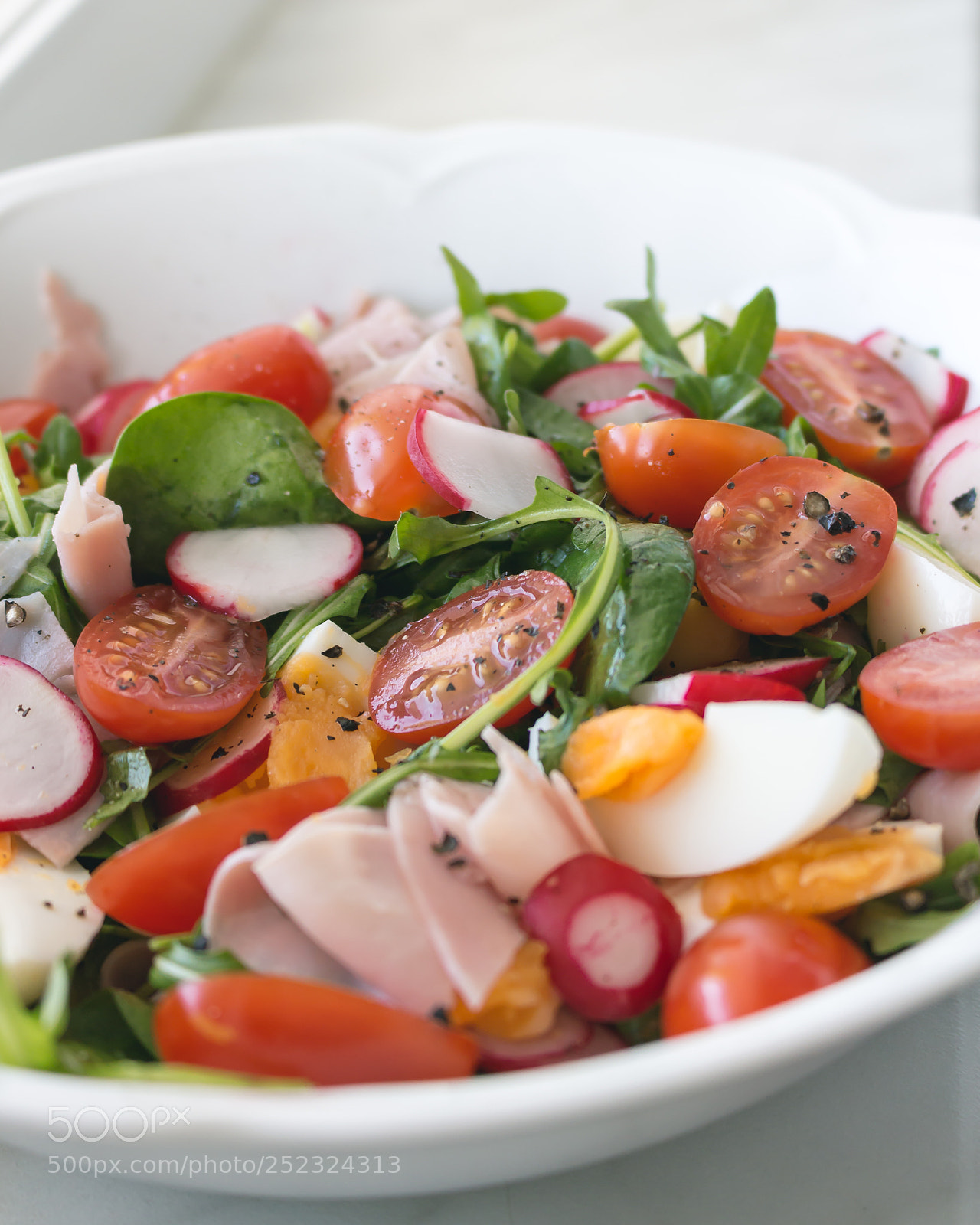 Canon EOS 700D (EOS Rebel T5i / EOS Kiss X7i) sample photo. Salad photography