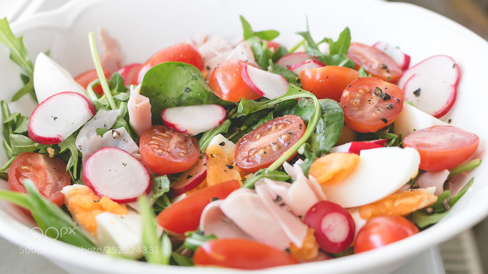 Canon EOS 700D (EOS Rebel T5i / EOS Kiss X7i) sample photo. Salad photography