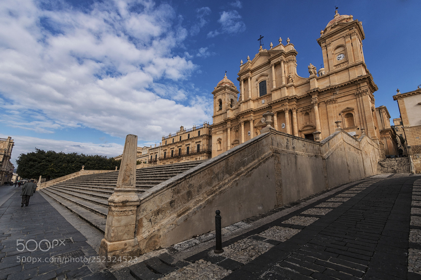 Canon EOS 760D (EOS Rebel T6s / EOS 8000D) sample photo. Cathedral of san nicolò photography
