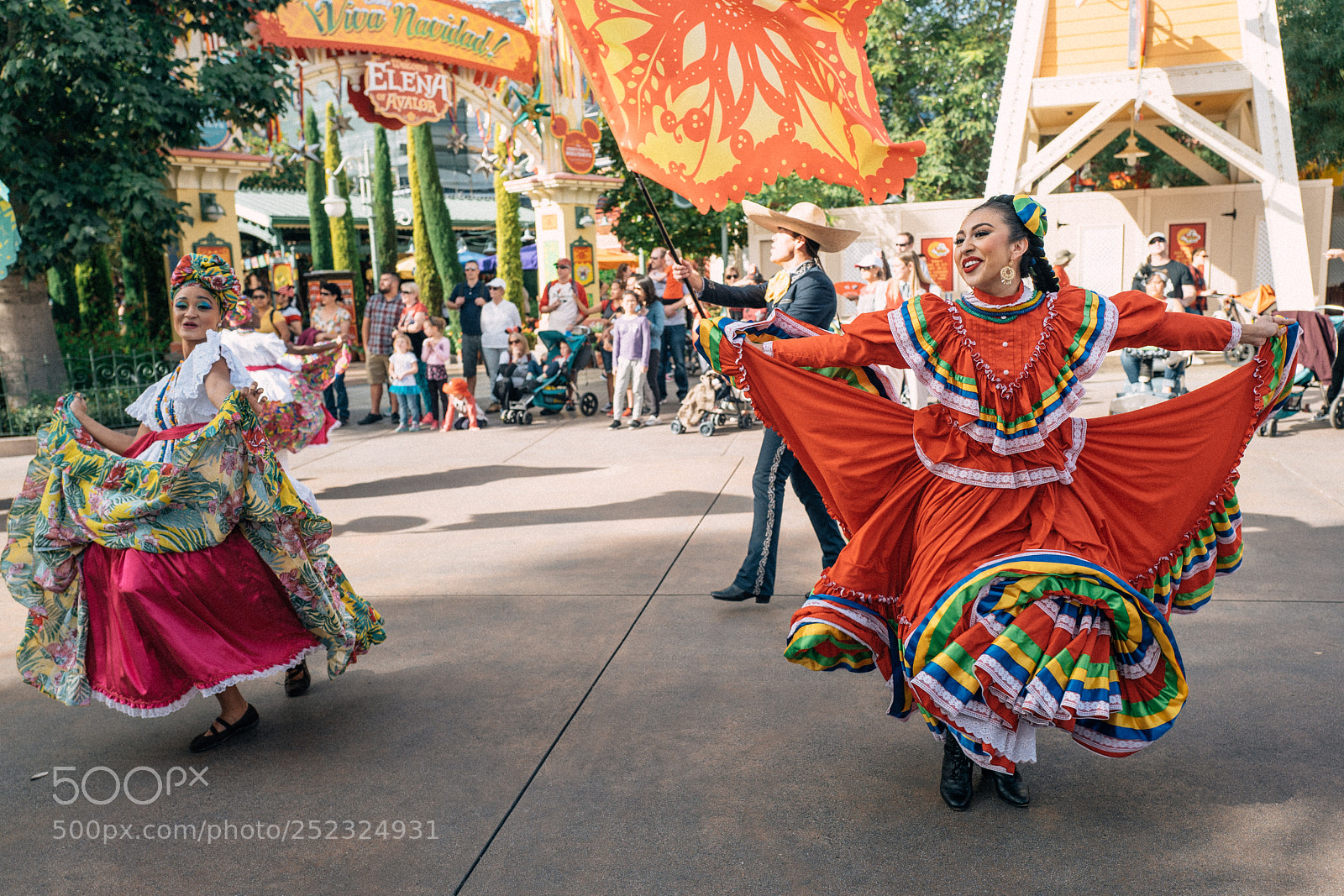 Leica Q (Typ 116) sample photo. Joy of dancing photography