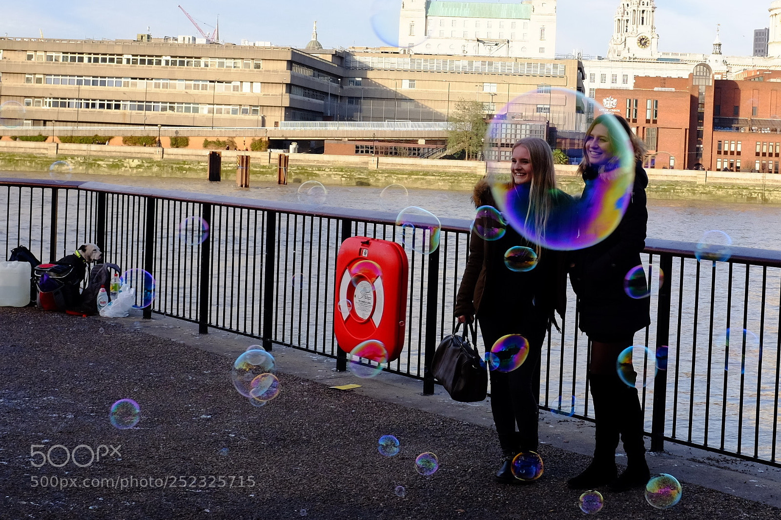 Fujifilm X100S sample photo. Hannah and her friend photography