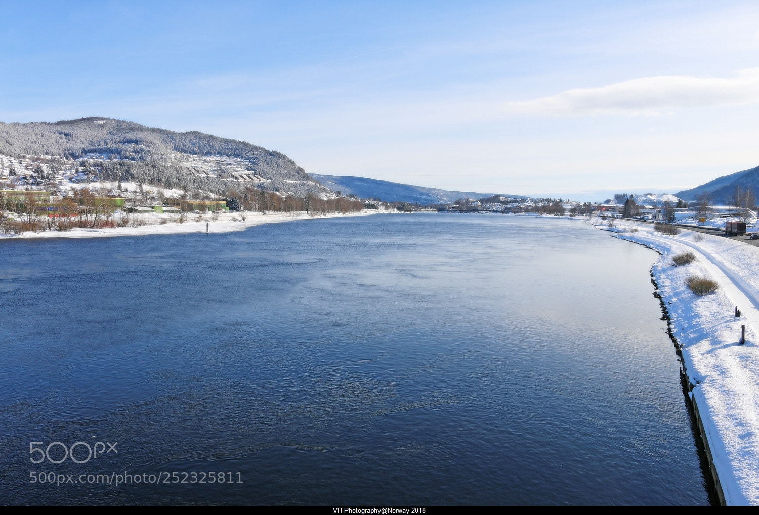 Canon EOS 70D sample photo. The river photography