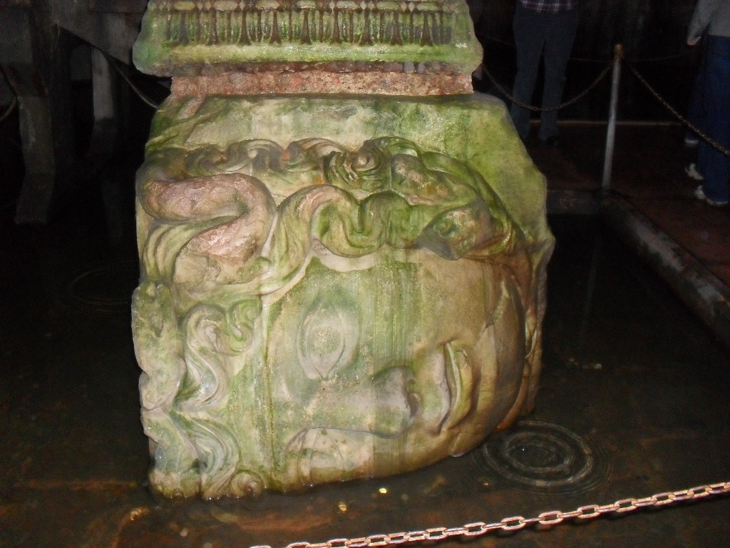 Samsung ES15 / VLUU ES15 /  SL30 sample photo. Cistern basilica photography