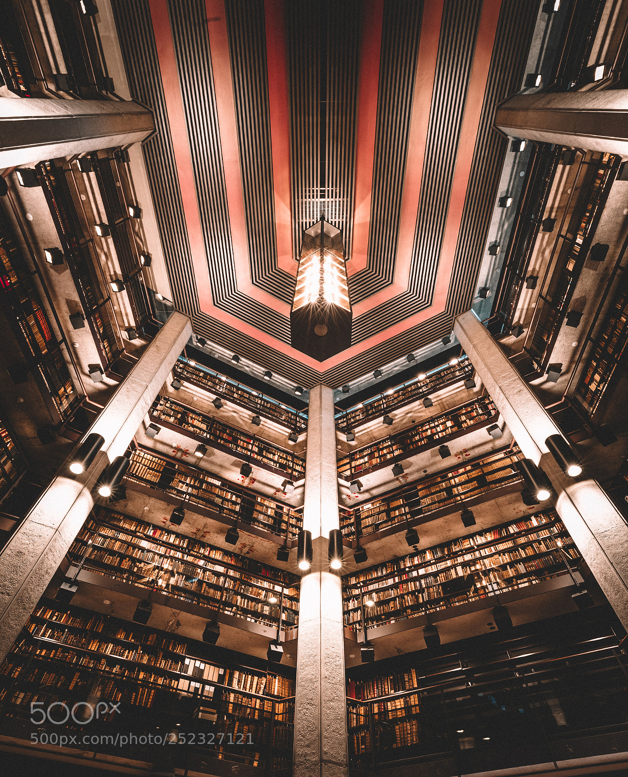 Canon EOS 5D Mark IV sample photo. Inside uoft. at thomas photography