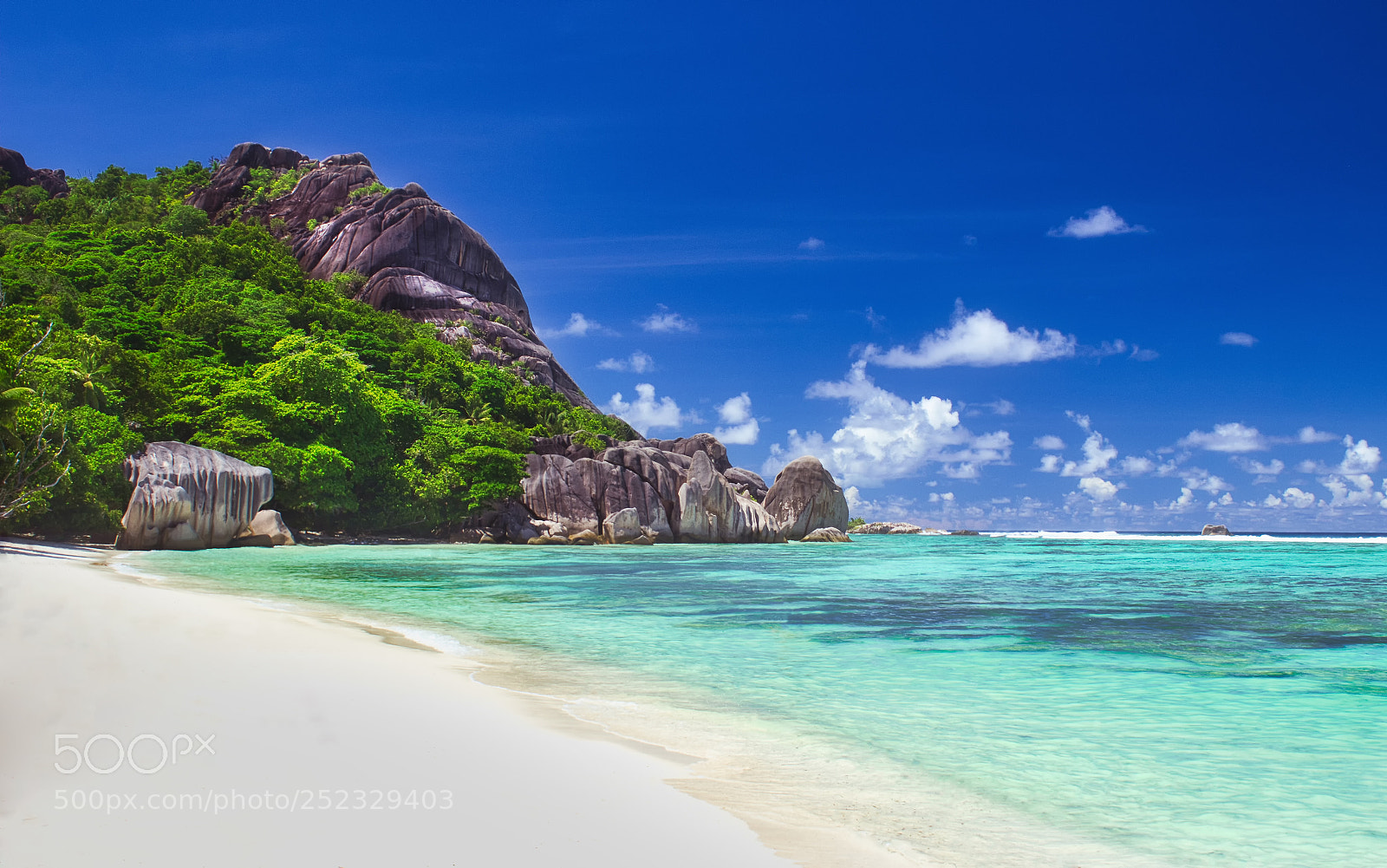 Canon EOS 600D (Rebel EOS T3i / EOS Kiss X5) sample photo. Paradise beach photography
