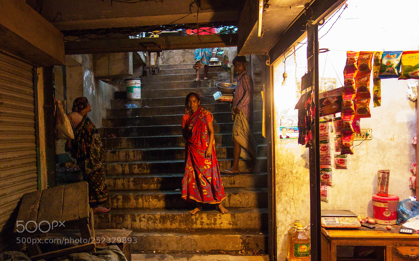 Sony Cyber-shot DSC-RX100 sample photo. Tongi bazar - people photography