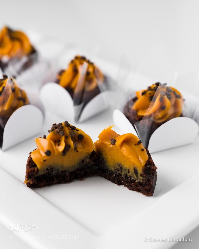 Sony a7R II sample photo. Dark brownie with milk photography