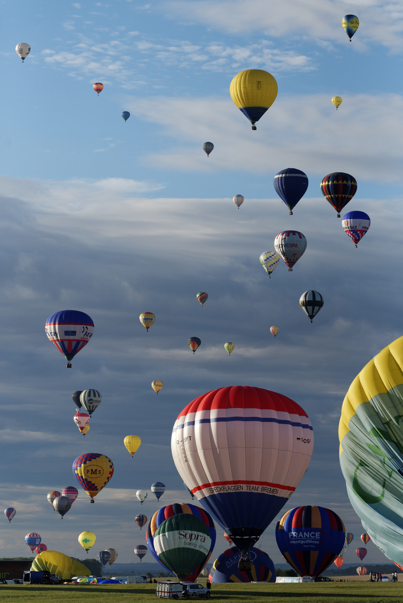 Nikon D750 + Nikon AF-S Nikkor 70-200mm F4G ED VR sample photo. Air ballons photography