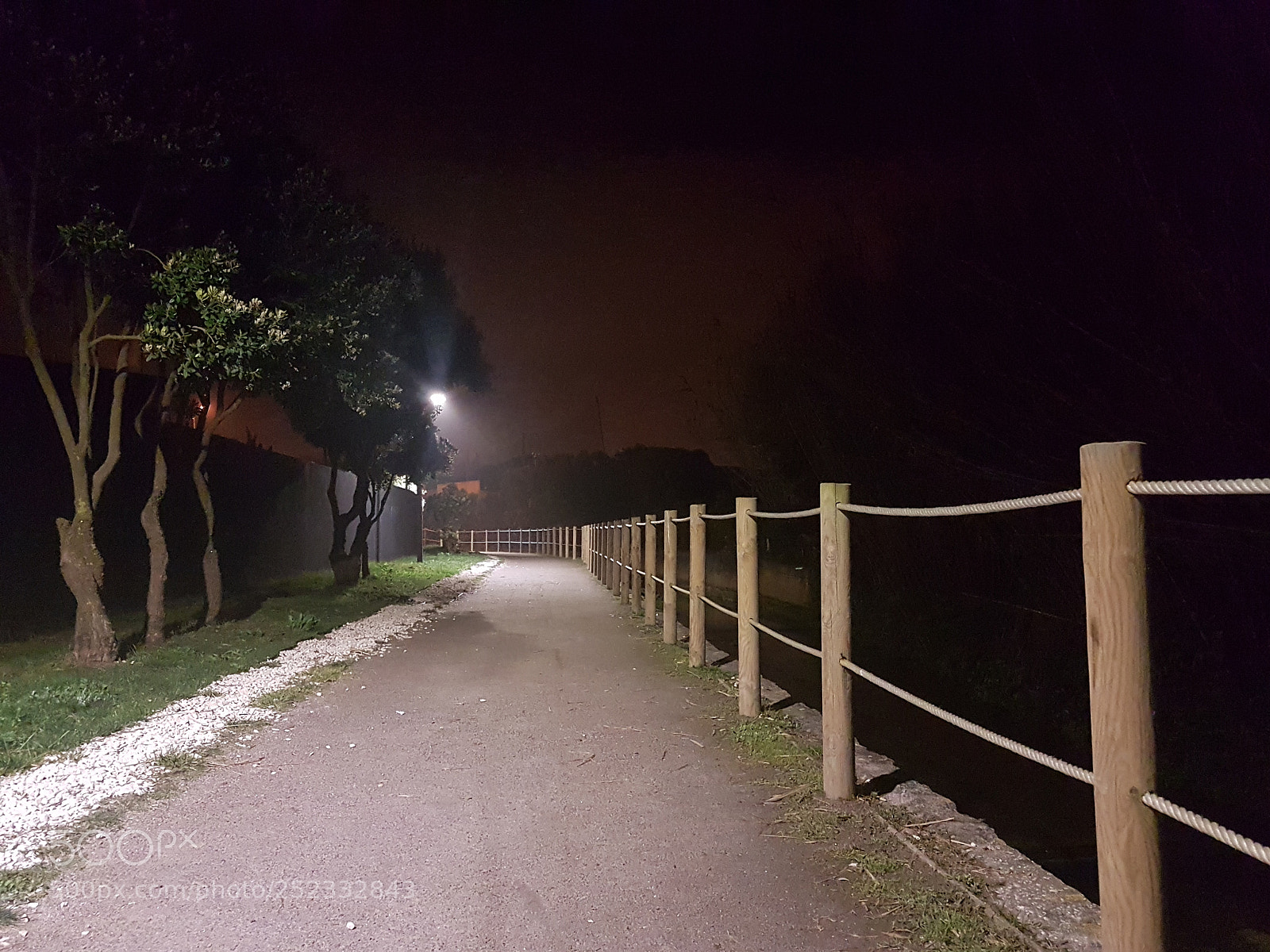 Samsung Galaxy S7 sample photo. Path photography