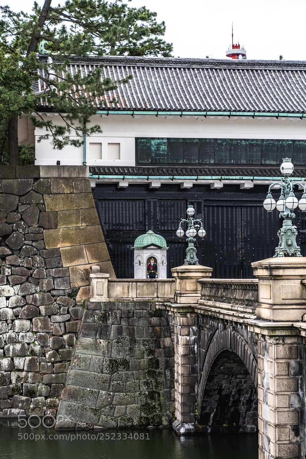Sony a7R III sample photo. Imperial house guard photography