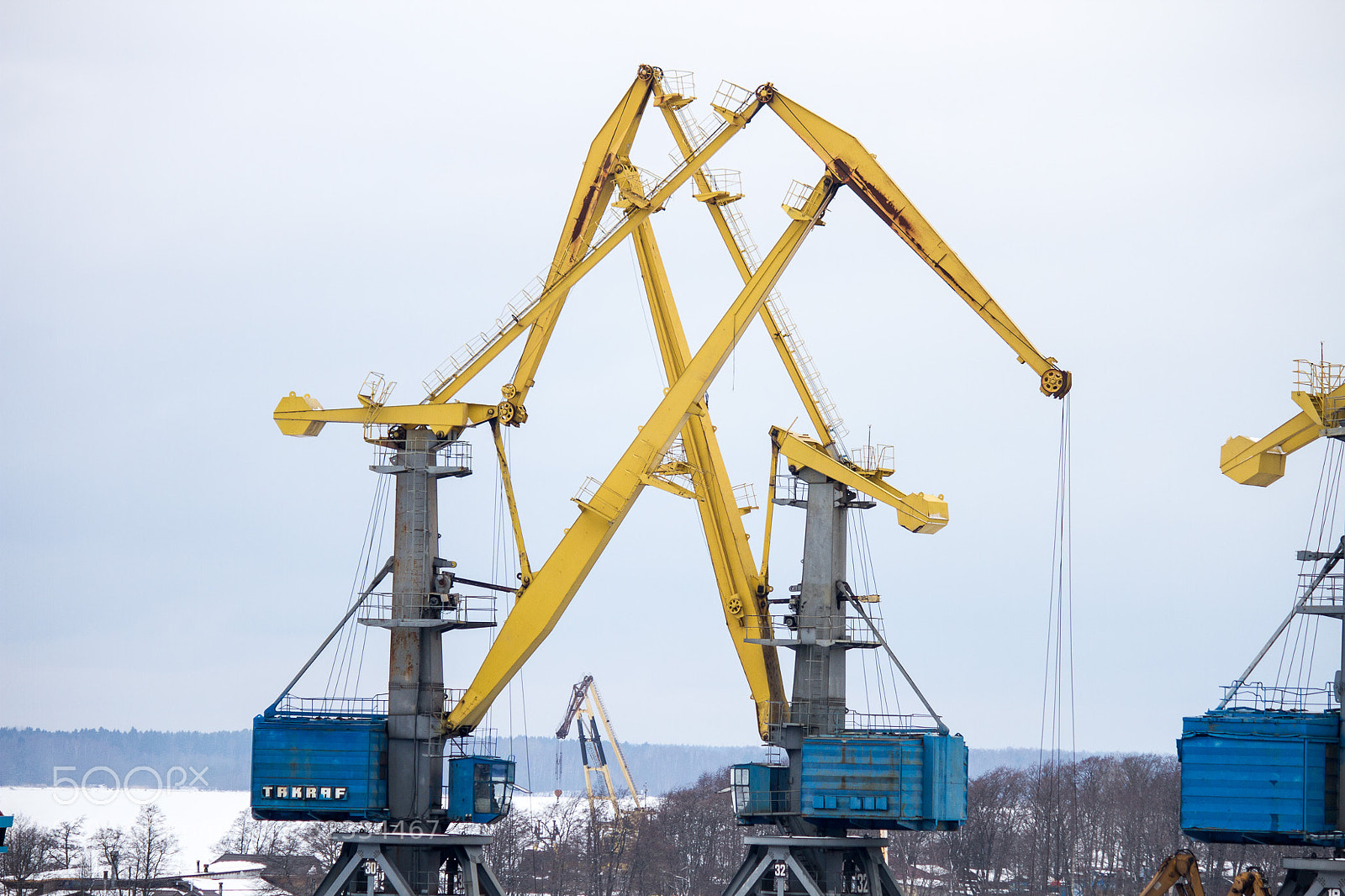 Canon EOS 7D sample photo. Vyborg port cranes. photography