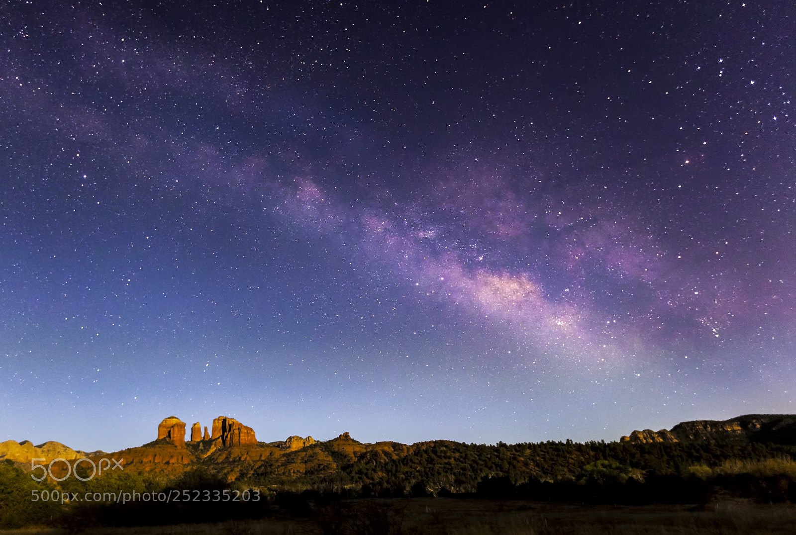 Canon EOS 5D Mark IV sample photo. Milky way over cathedral photography