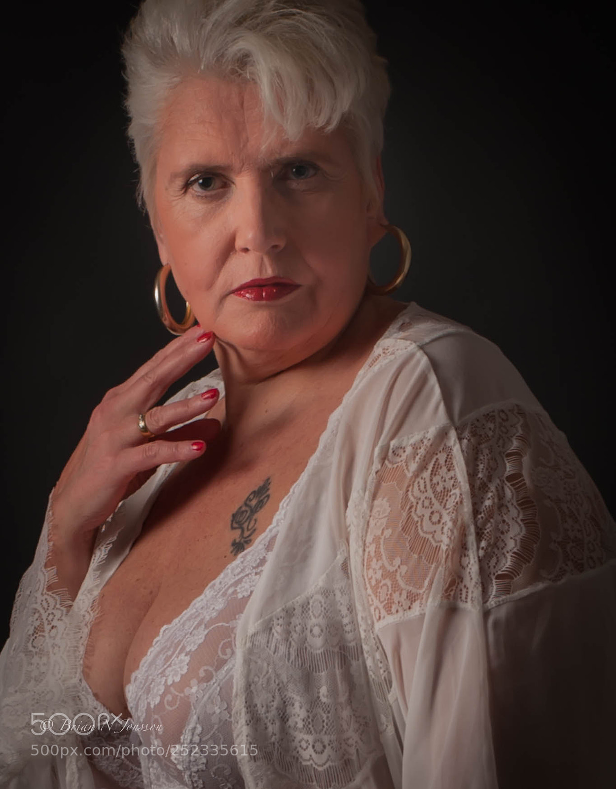 Nikon D3 sample photo. Beautifull mature woman photography