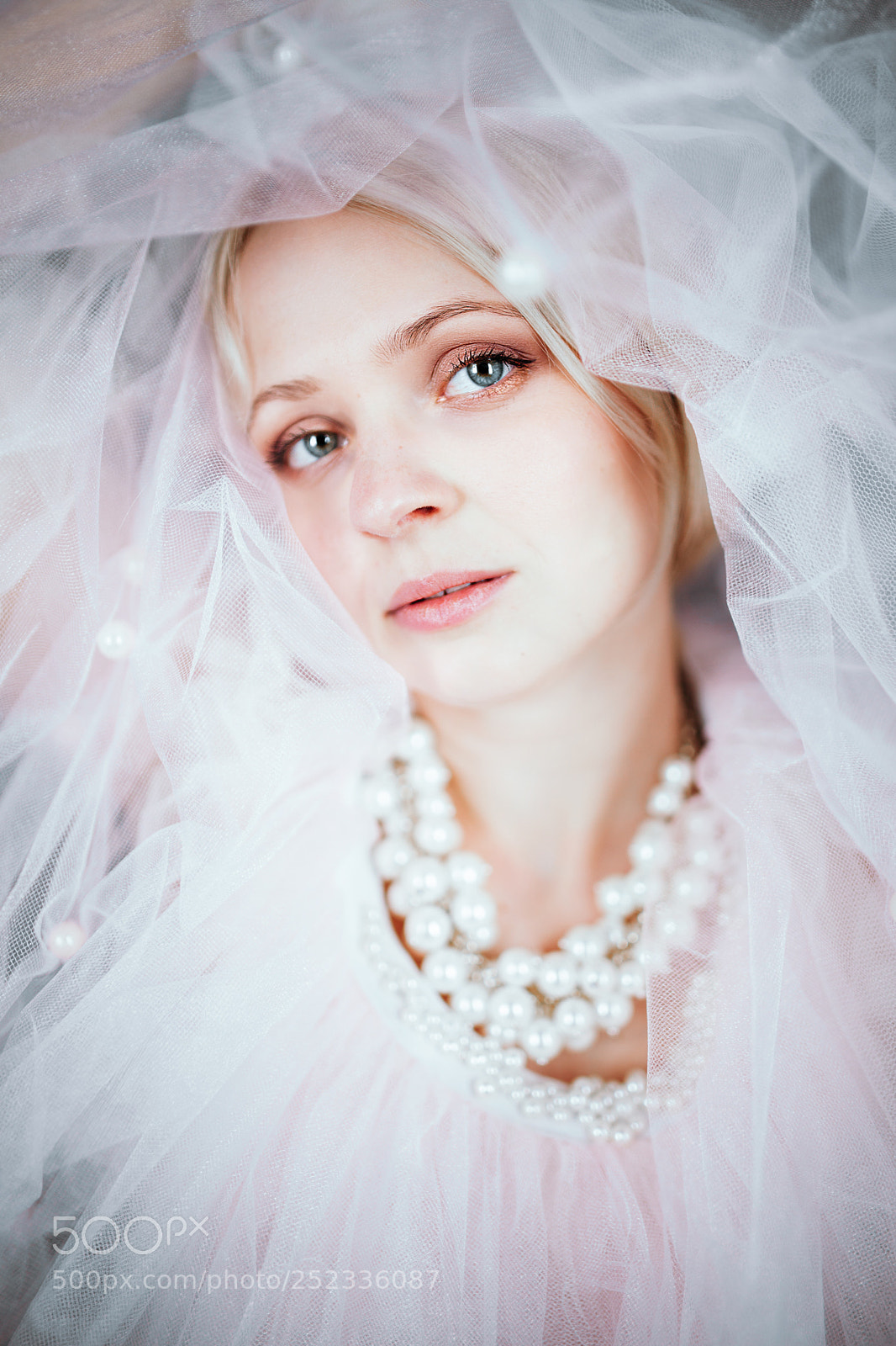Canon EOS 5D Mark II sample photo. Vika photography