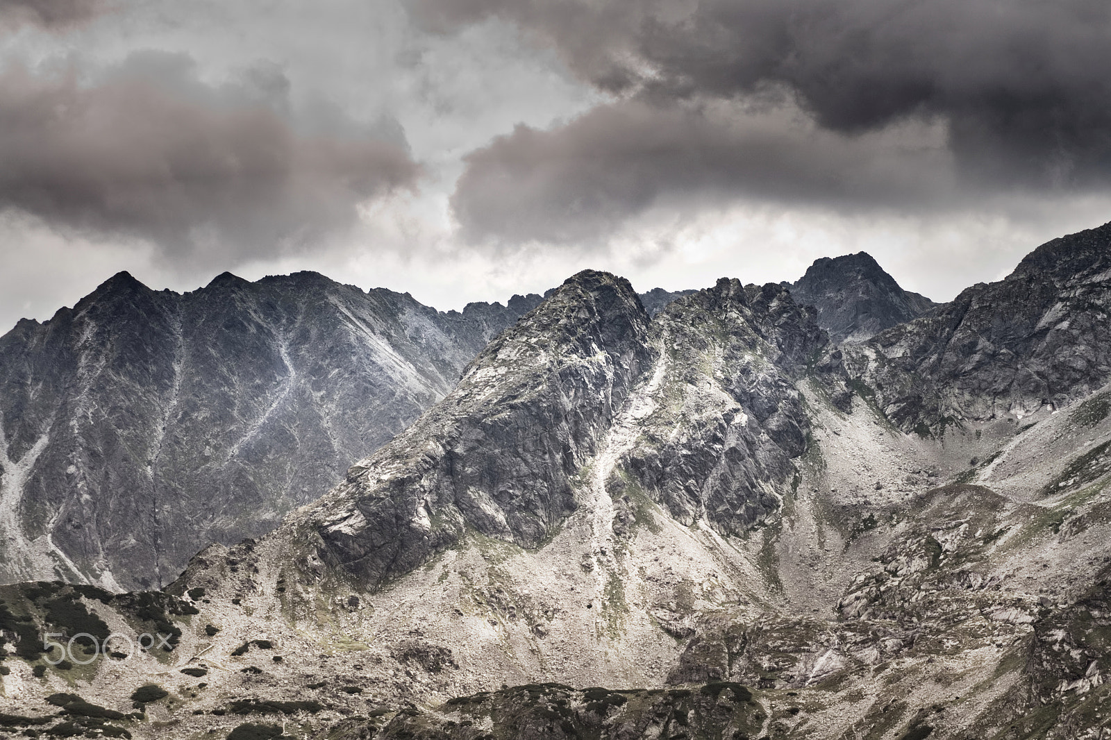 Sony Alpha DSLR-A450 sample photo. Moonrise mountains photography