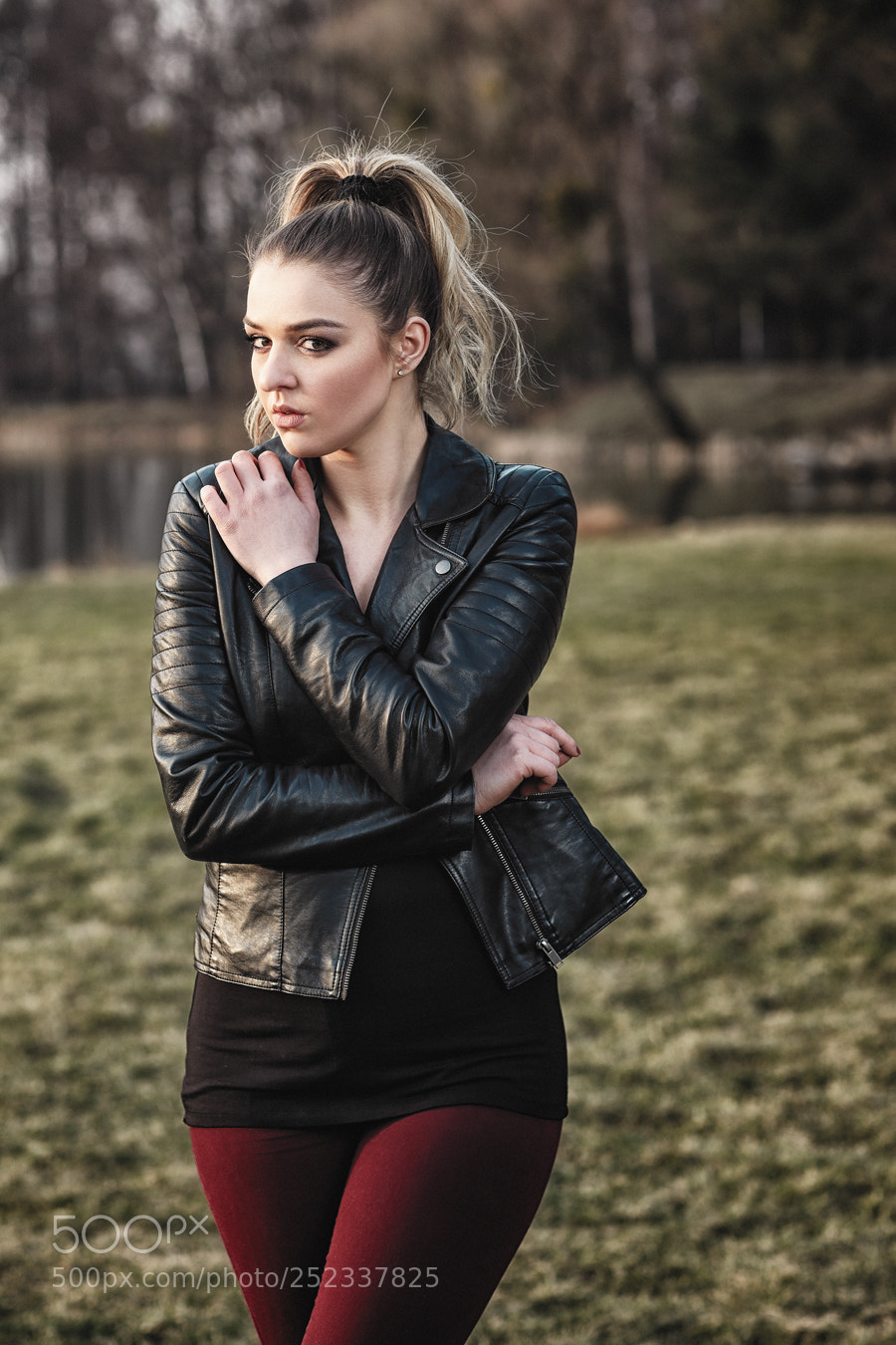 Canon EOS 5D Mark II sample photo. Lucie photography