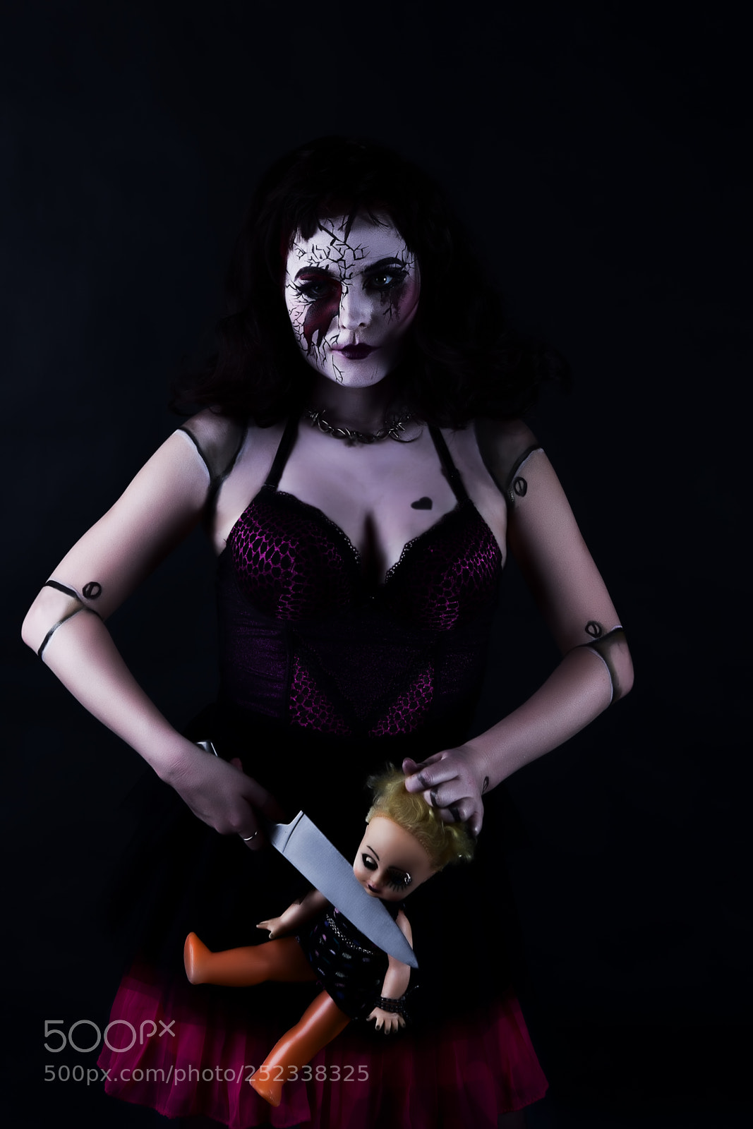 Canon EOS 5D Mark II sample photo. Model with makeup scary photography