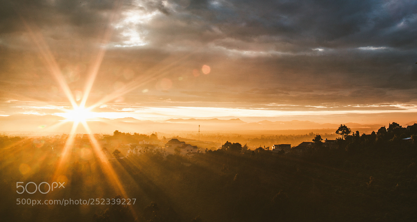 Canon EOS 5D Mark II sample photo. Sunrise photography
