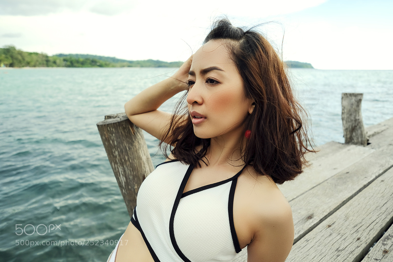 Fujifilm X-Pro2 sample photo. Asian beautiful woman standing photography