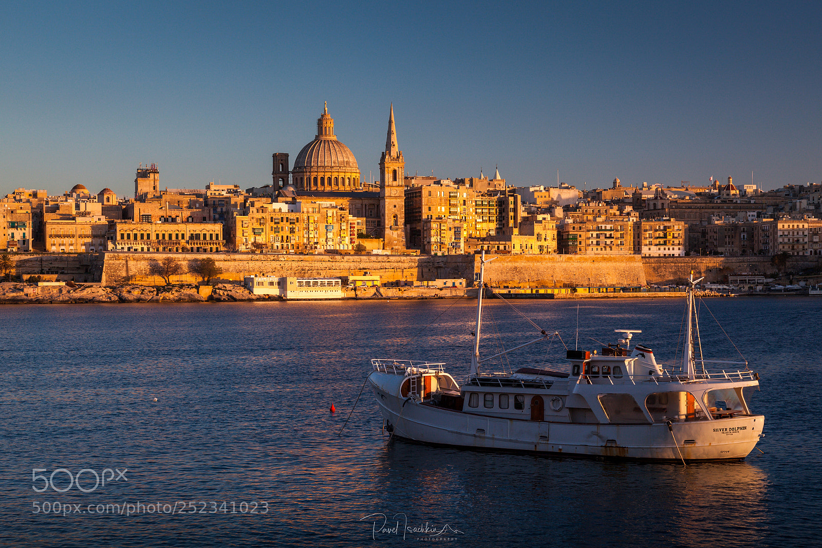 Canon EOS 5D Mark II sample photo. Valletta at sunset photography
