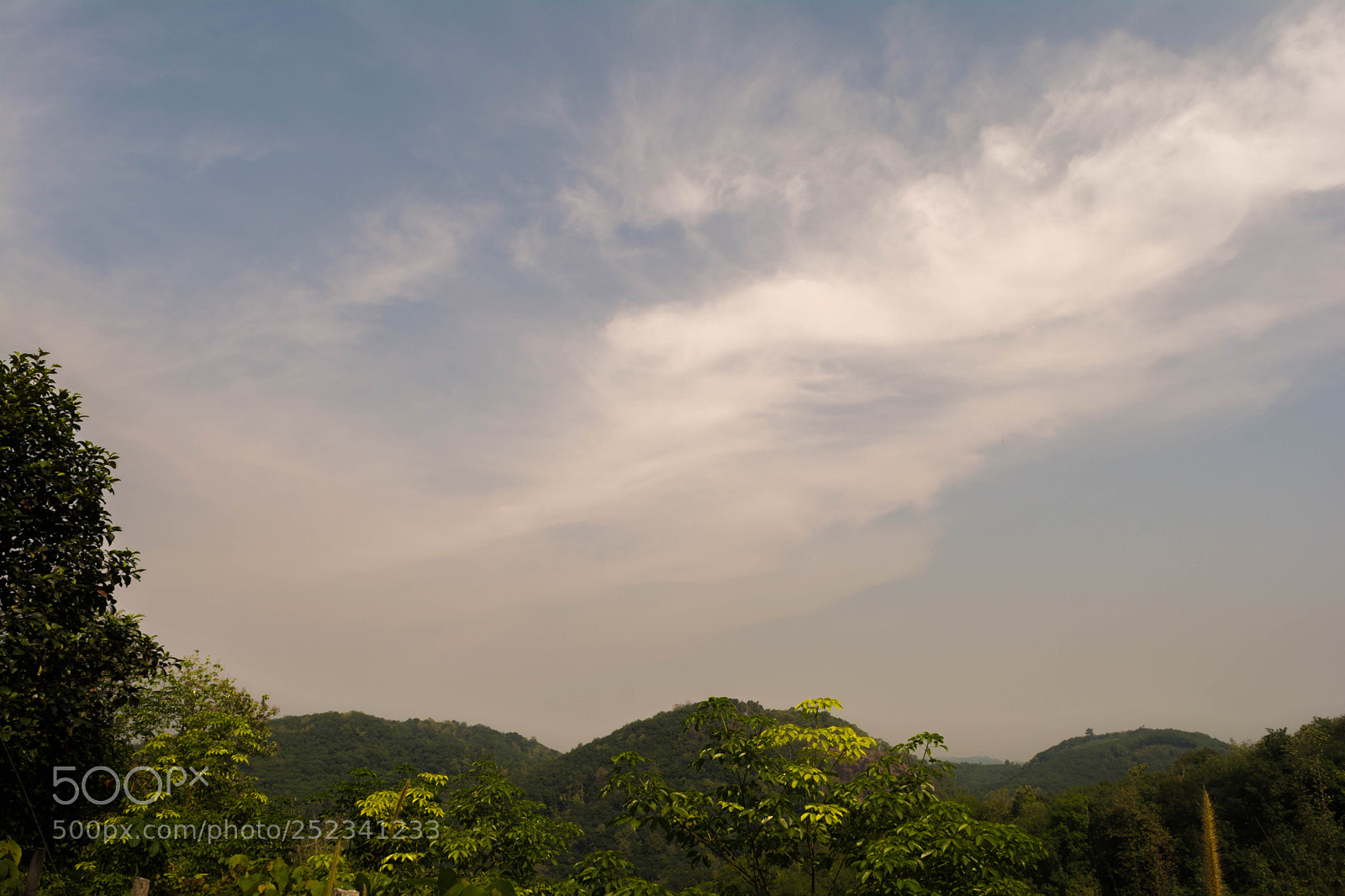 Nikon D5200 sample photo. Dont try to control photography