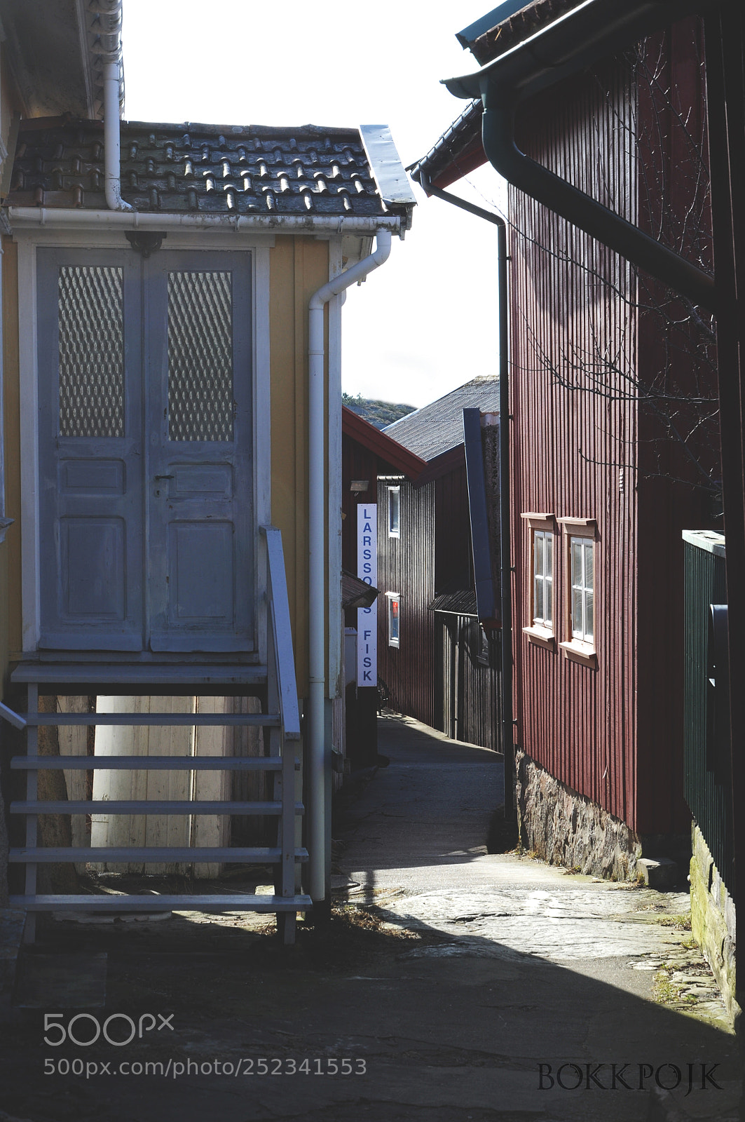 Nikon D5000 sample photo. Old alley photography