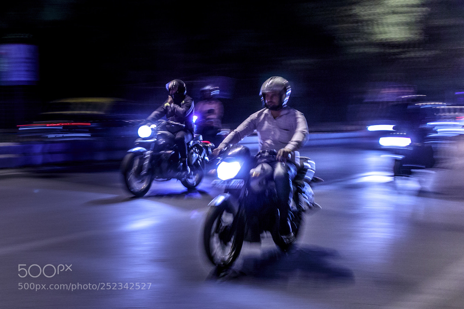 Canon EOS M6 sample photo. City nights and city photography
