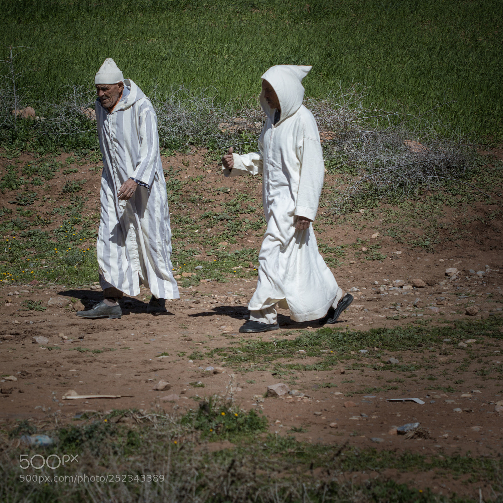 Canon EOS 70D sample photo. Men in white photography