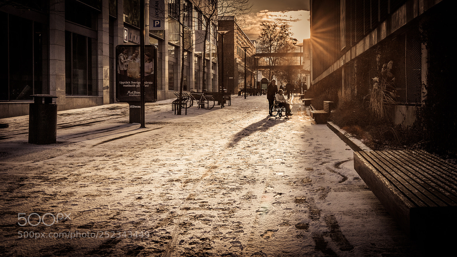 Sony a7 II sample photo. In the streets... photography