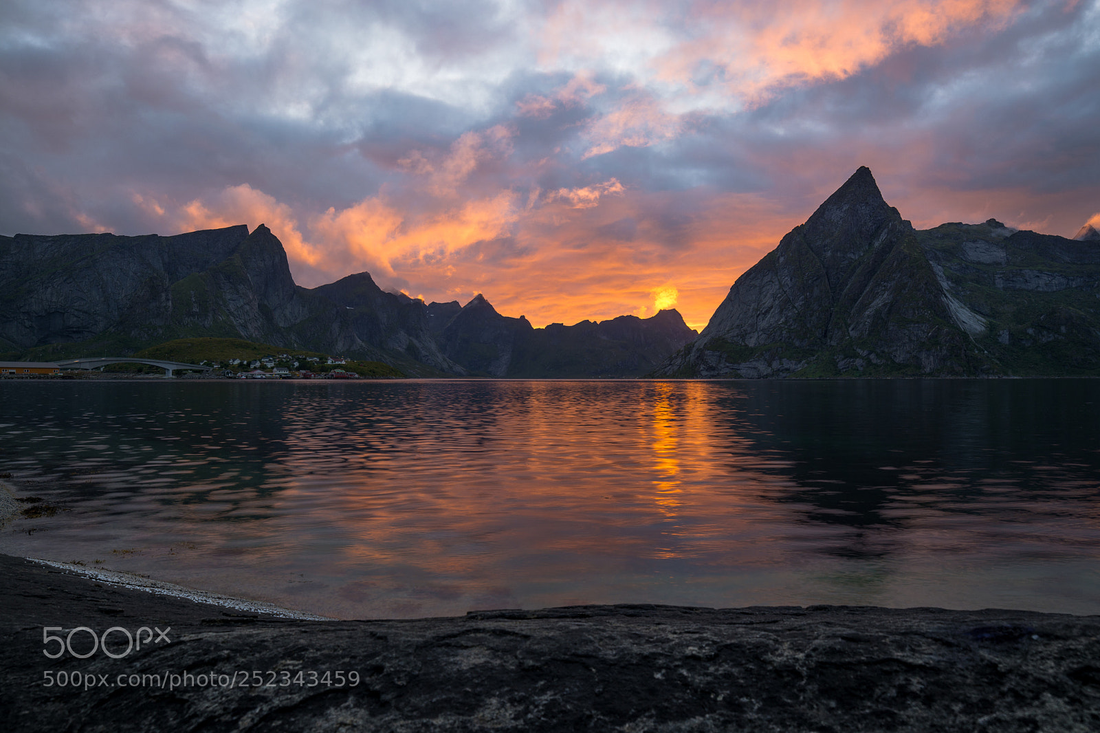 Nikon D5200 sample photo. Lofoten sunset photography