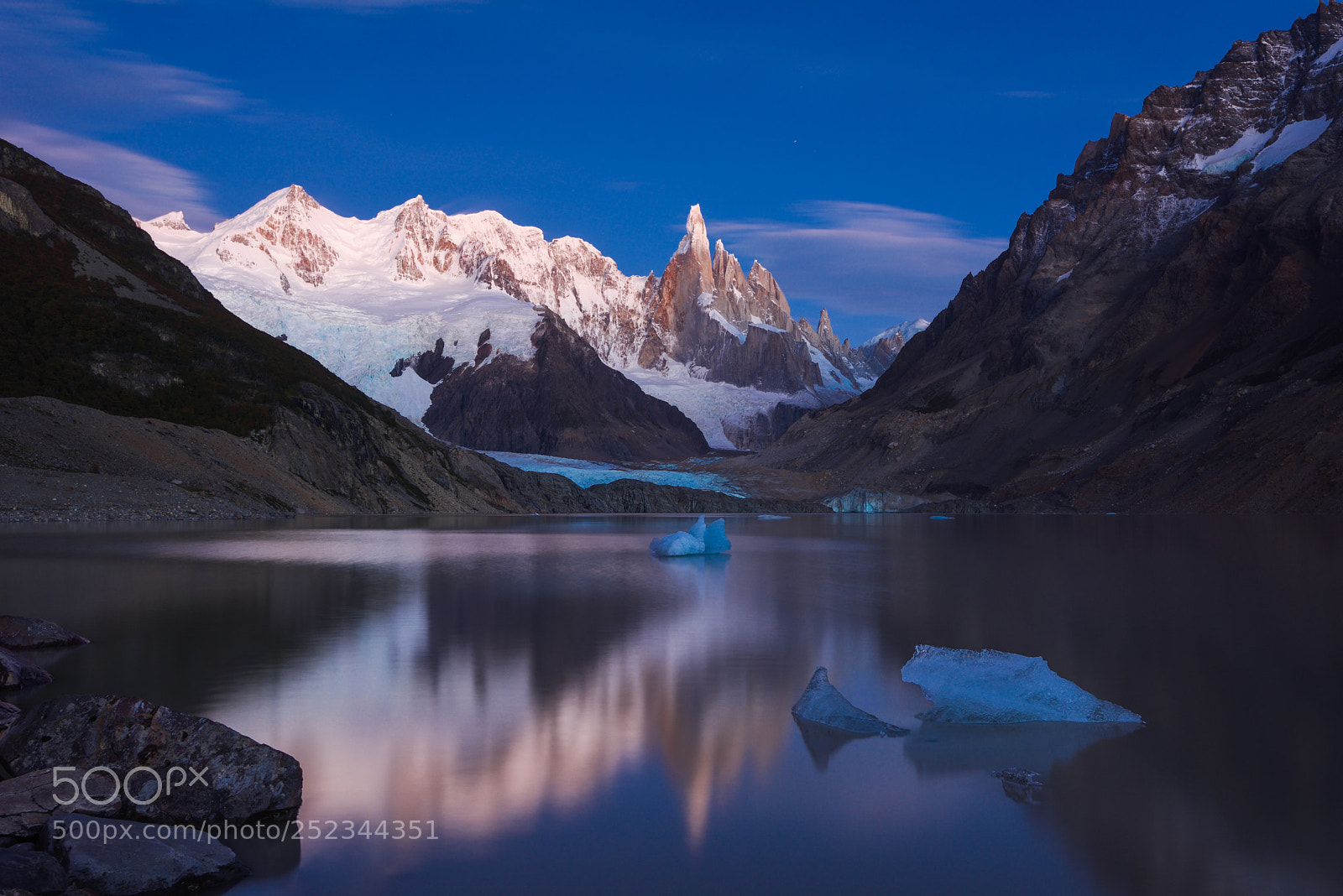 Nikon D810 sample photo. Cerro torre morning reflexion photography