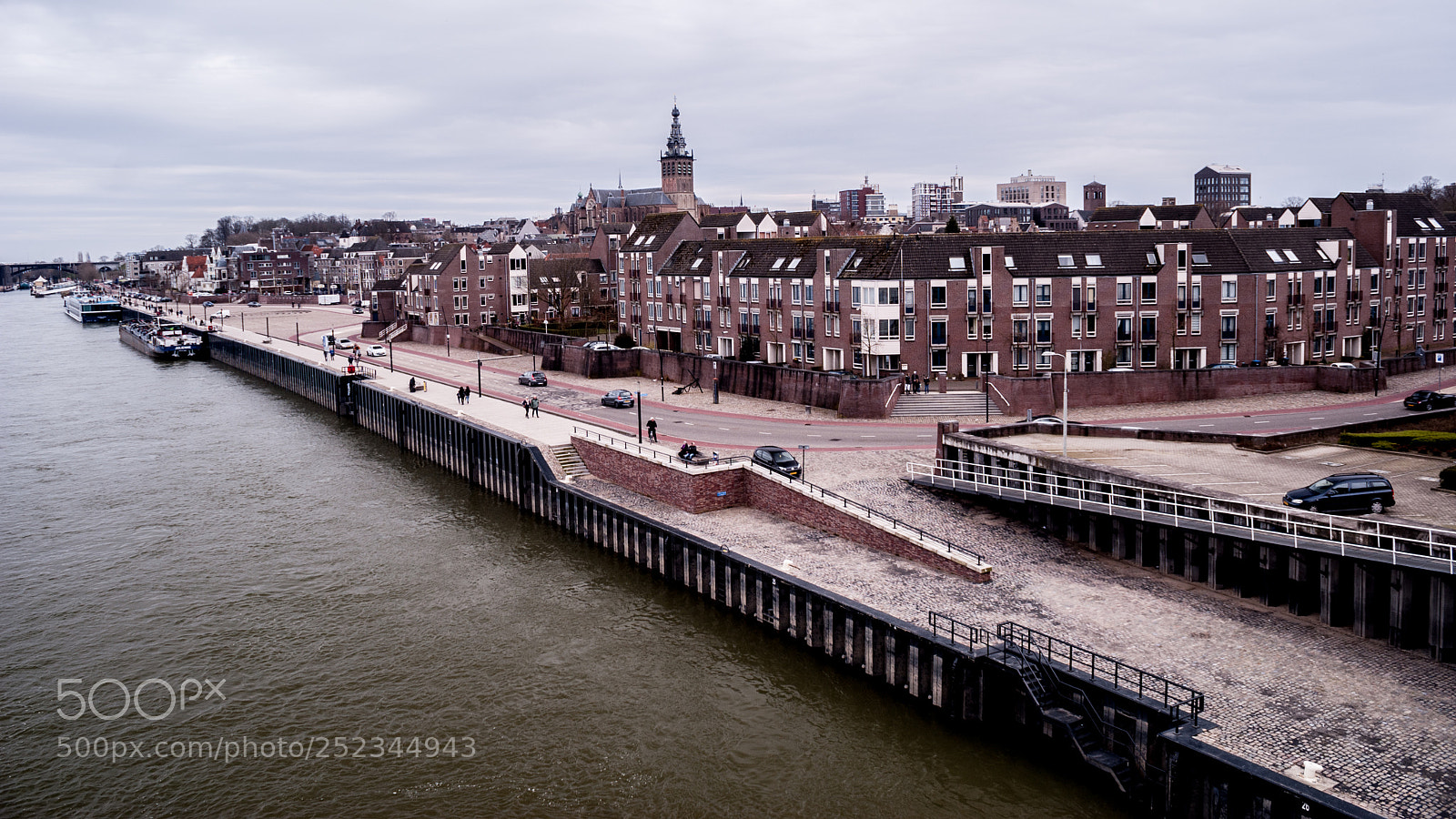 Sony Alpha DSLR-A200 sample photo. Cloudy day, nijmegen photography