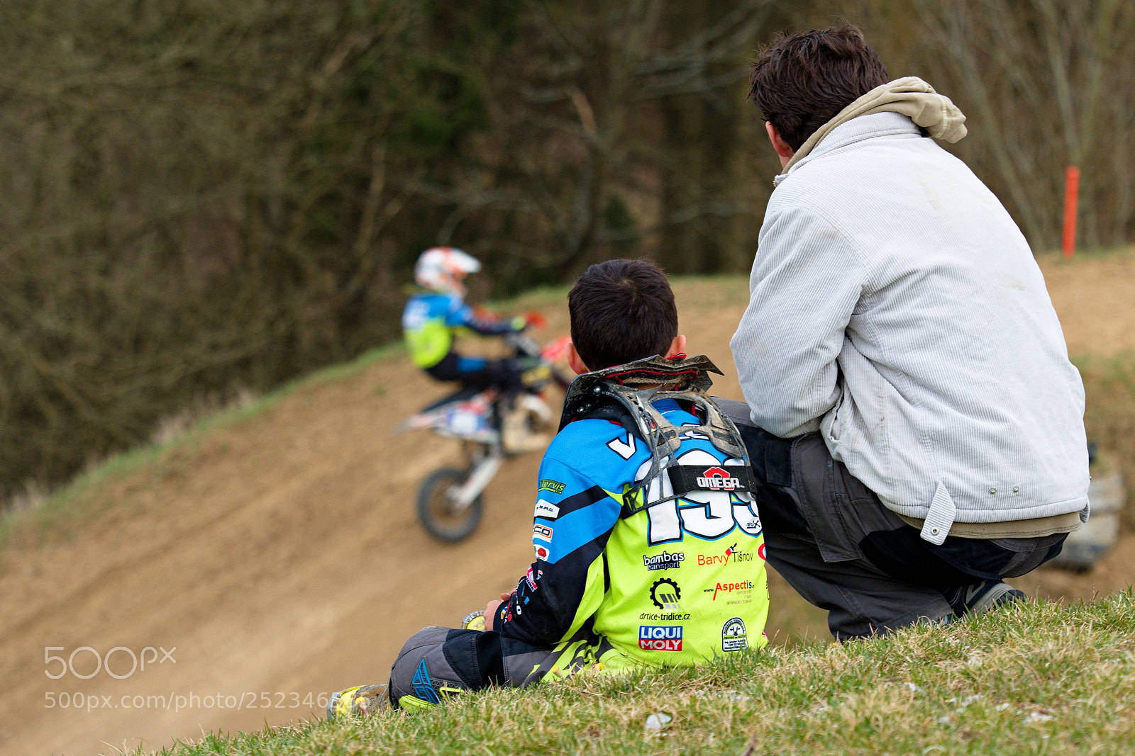 Olympus OM-D E-M5 II sample photo. Young riders photography