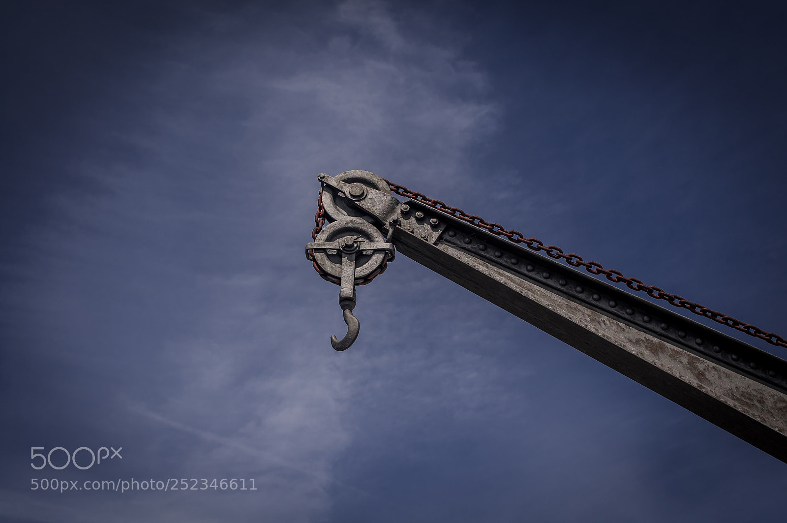 Nikon D90 sample photo. Old crane photography