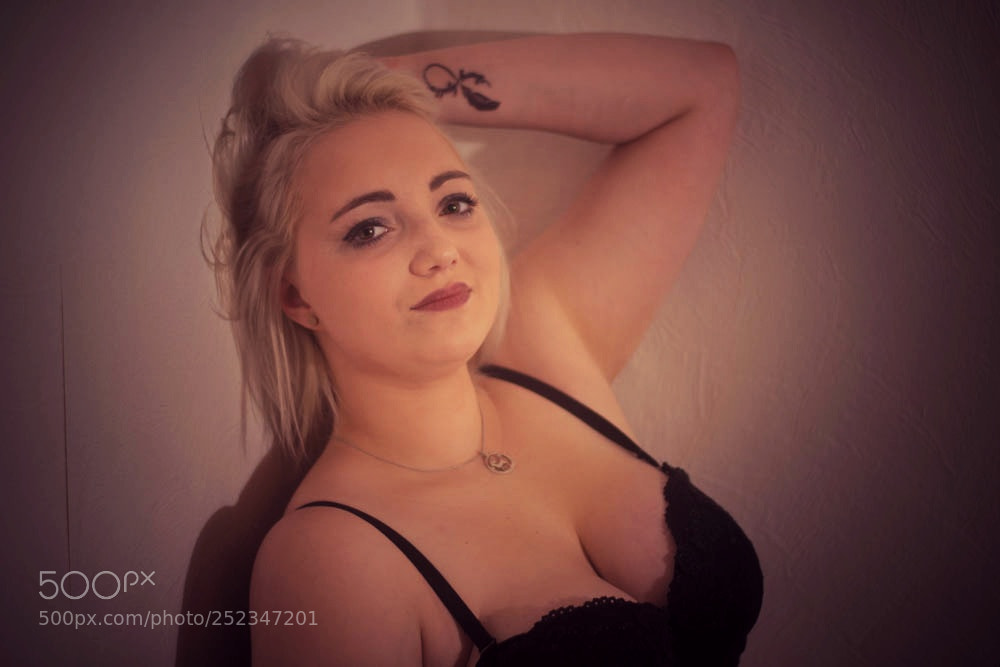 Nikon D7200 sample photo. Yasmin home shooting photography