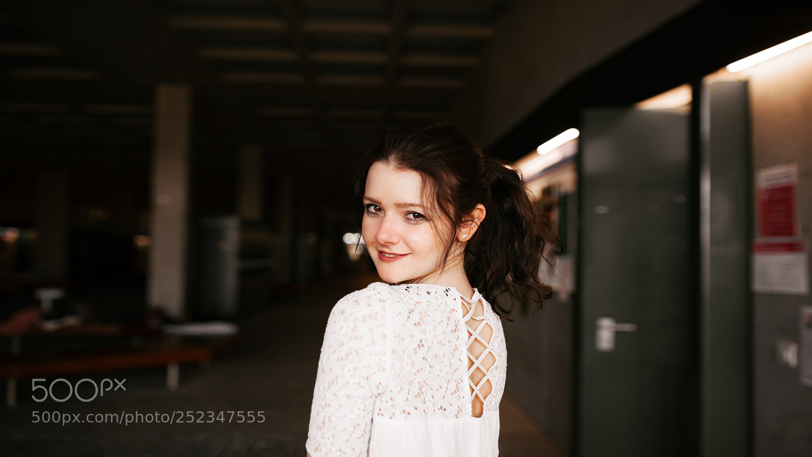 Canon EOS 5D Mark II sample photo. Uni photography