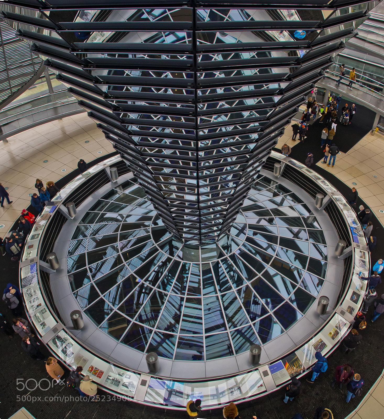 Pentax K-r sample photo. Reichstagskuppel photography