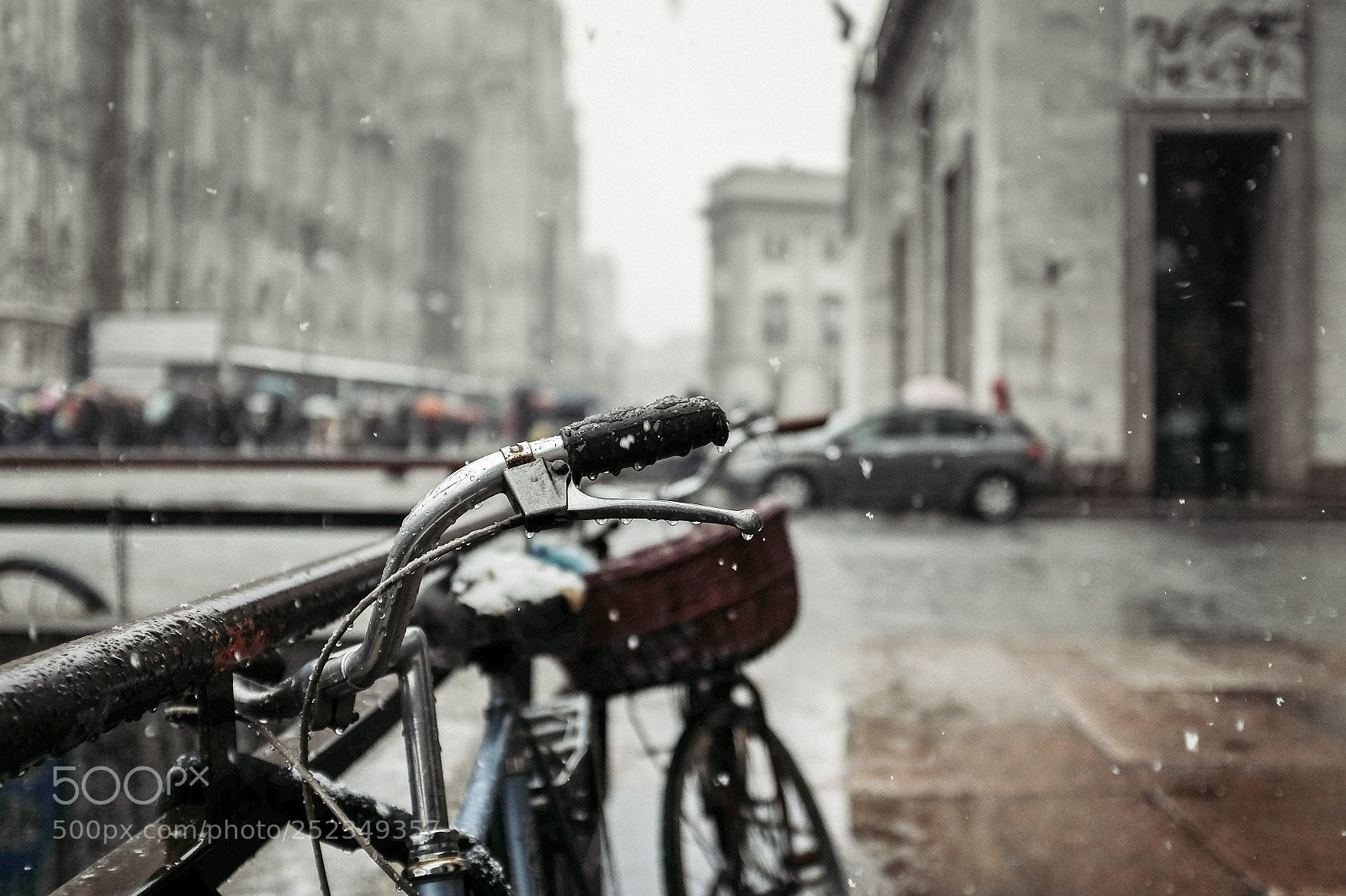 Fujifilm X100T sample photo. Rainy bicycle #2 photography