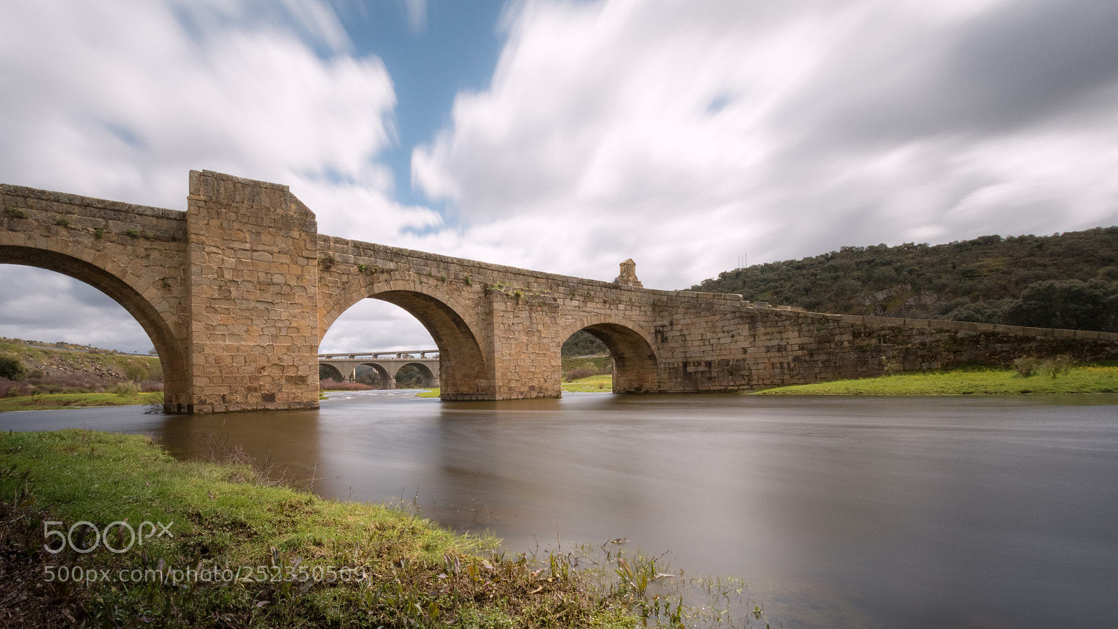 Canon EOS 70D sample photo. Cardenal's bridge photography