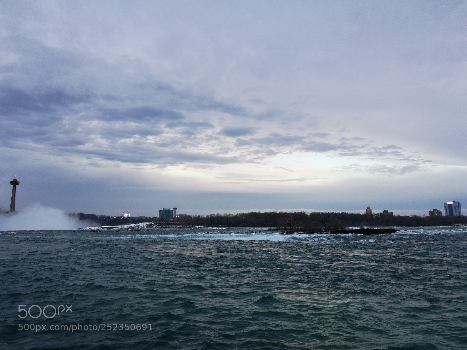 HUAWEI P9 Plus sample photo. Wrong ship photography