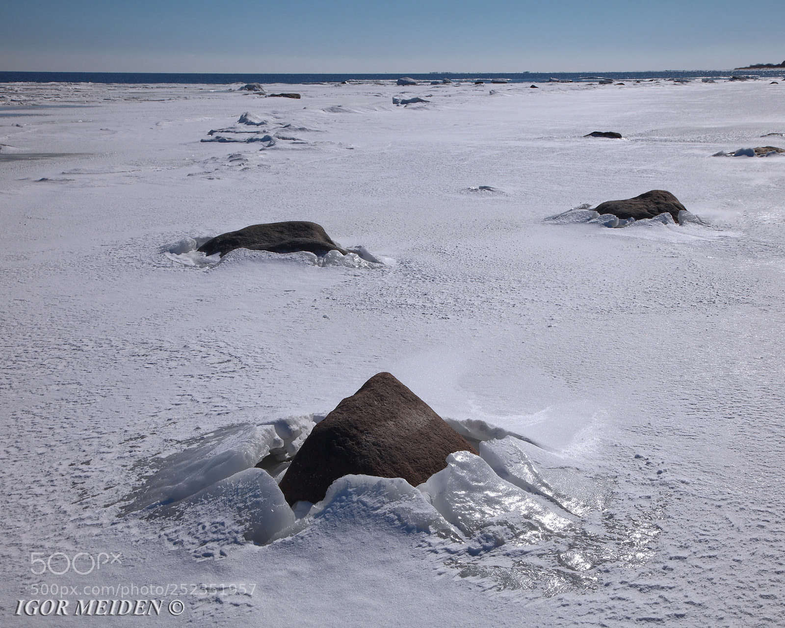 Canon EOS 5D Mark II sample photo. Icebergs of the baltic photography