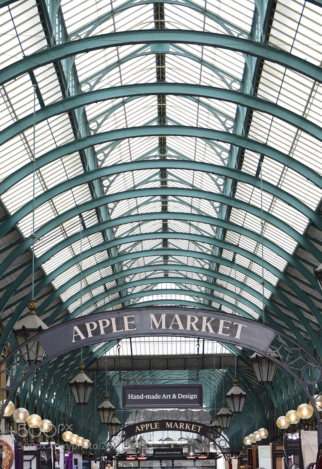 Nikon D5300 sample photo. Apple market photography