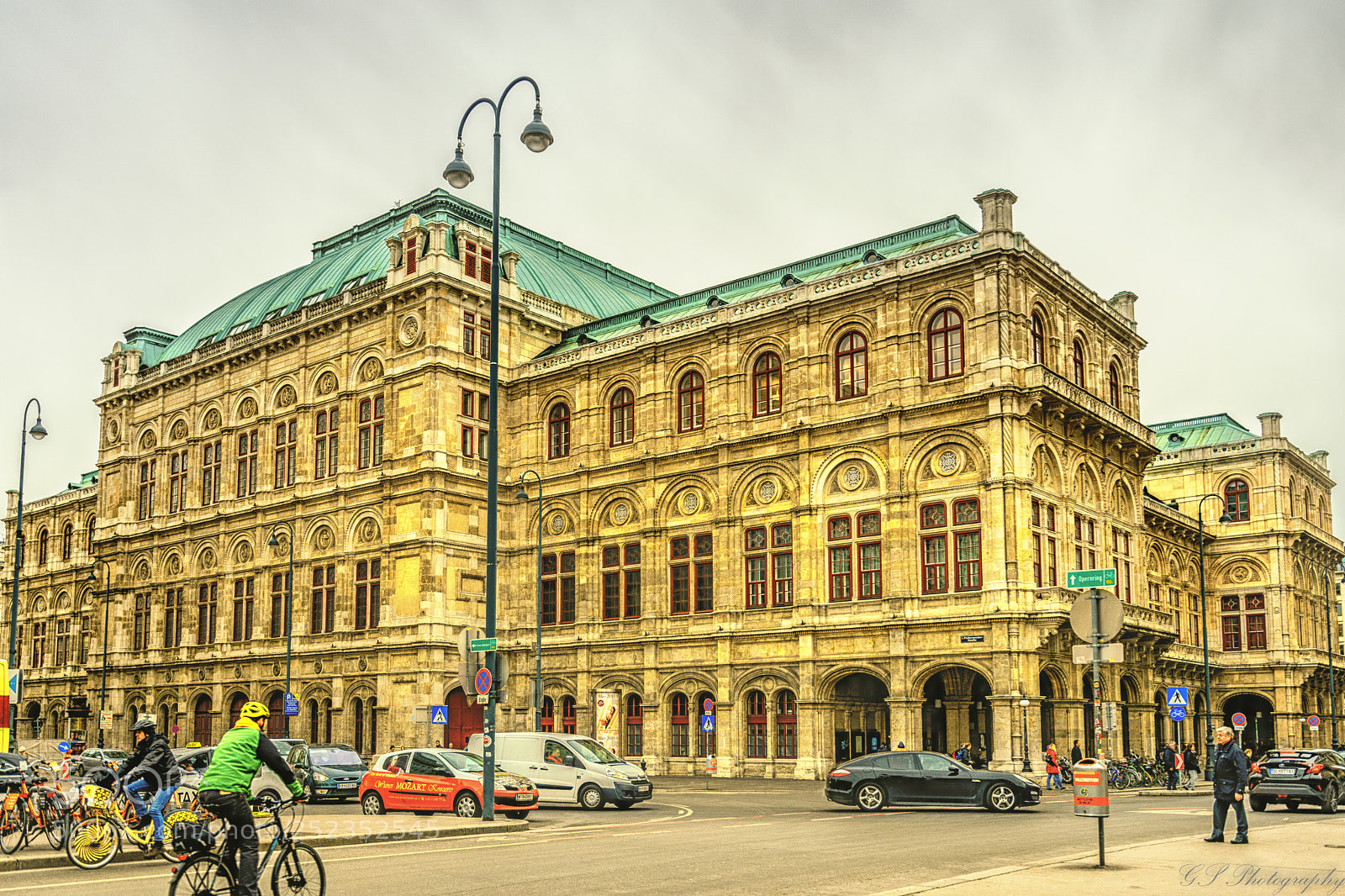 Sony a7 II sample photo. Wiener oper photography