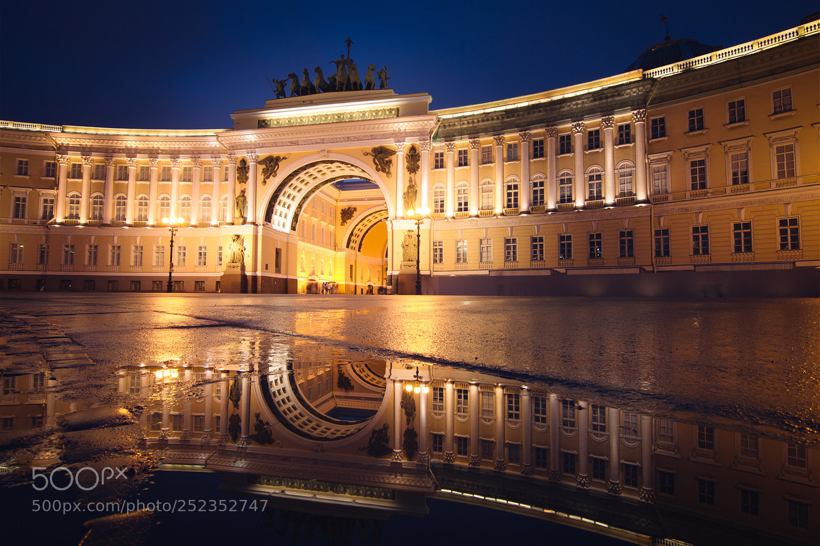 Canon EOS 650D (EOS Rebel T4i / EOS Kiss X6i) sample photo. St petersburg photography