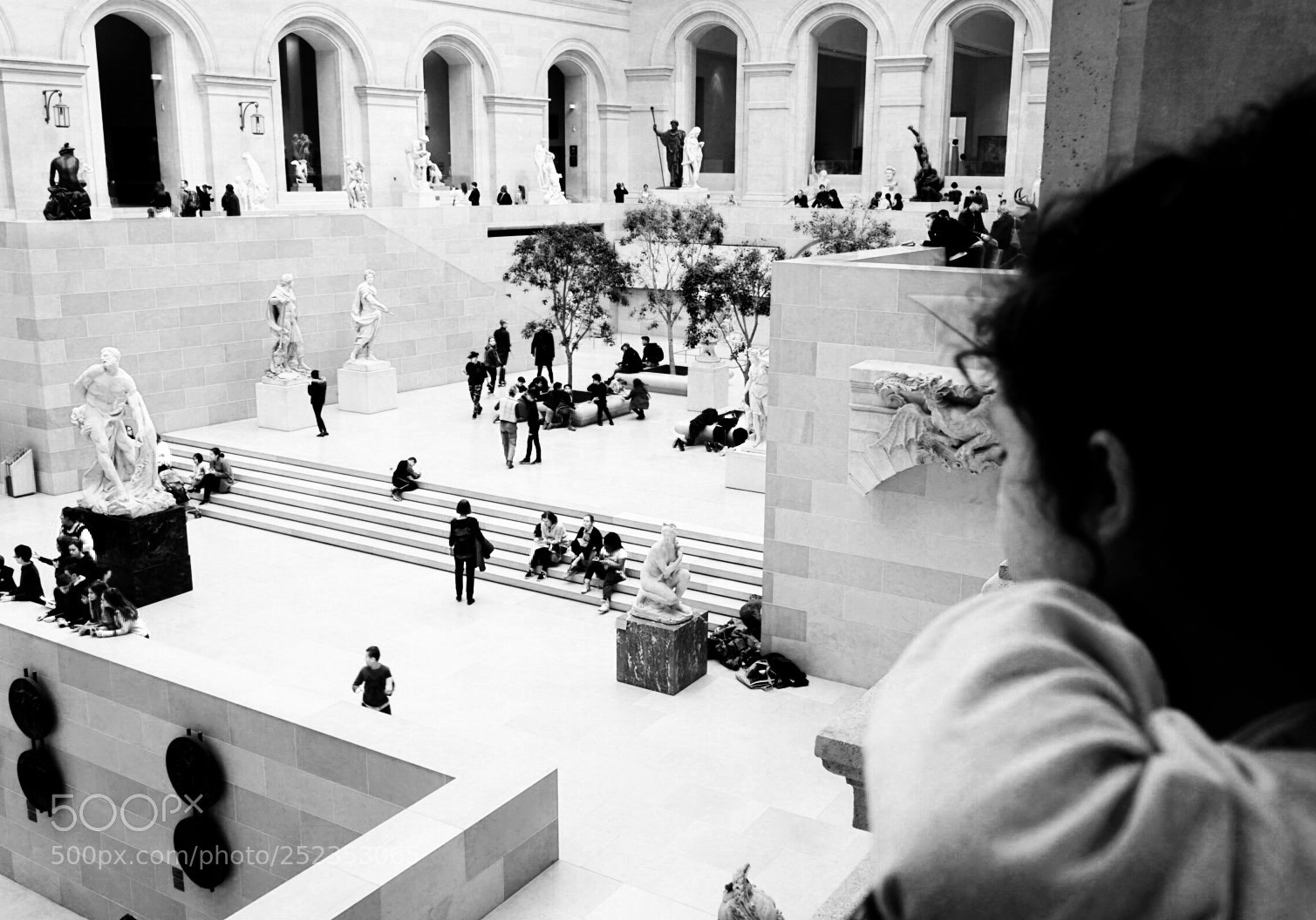 Sony a6300 sample photo. Sculptures in the louvre photography