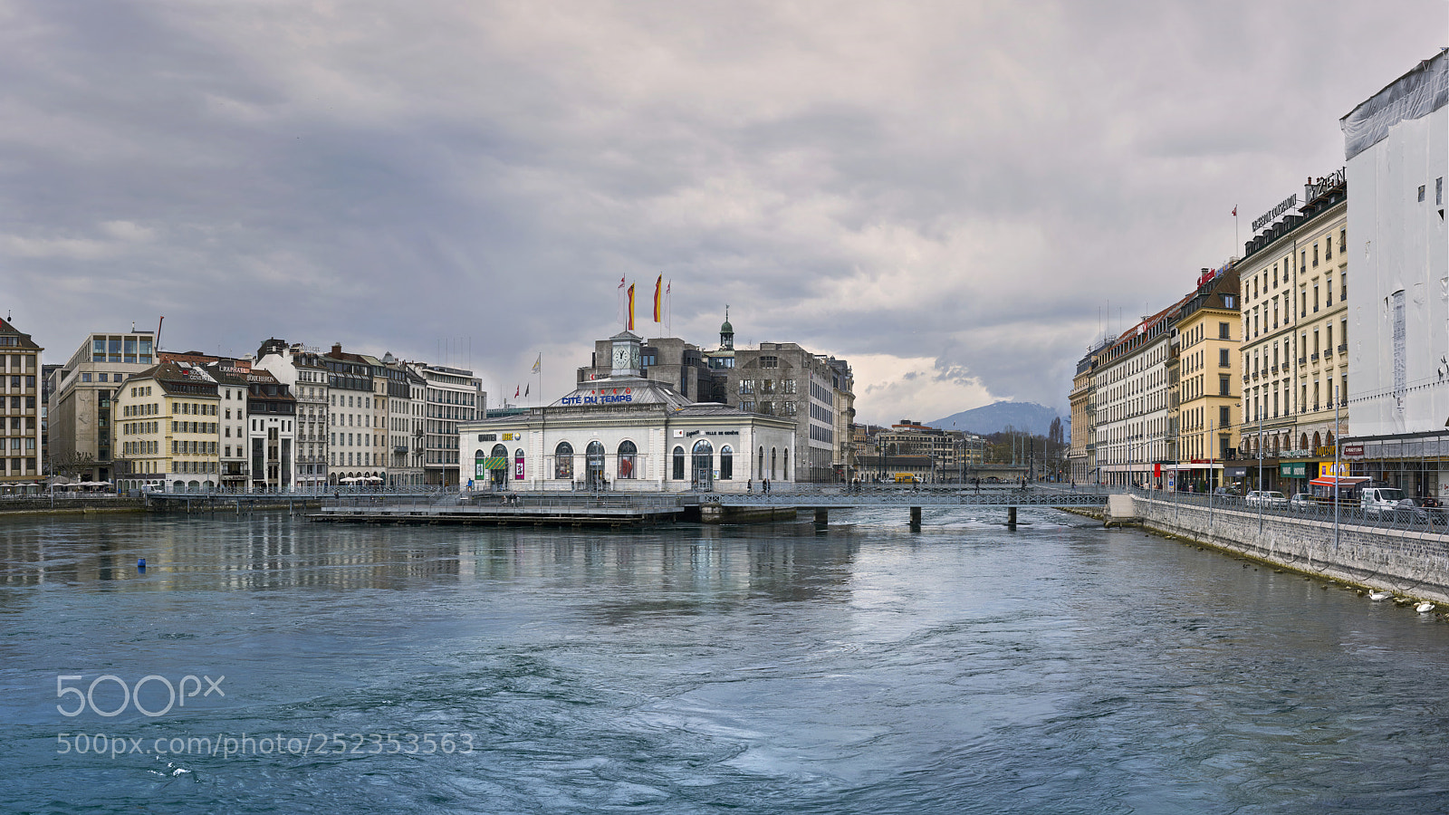 Sony a7R II sample photo. Gen ve, cit du photography