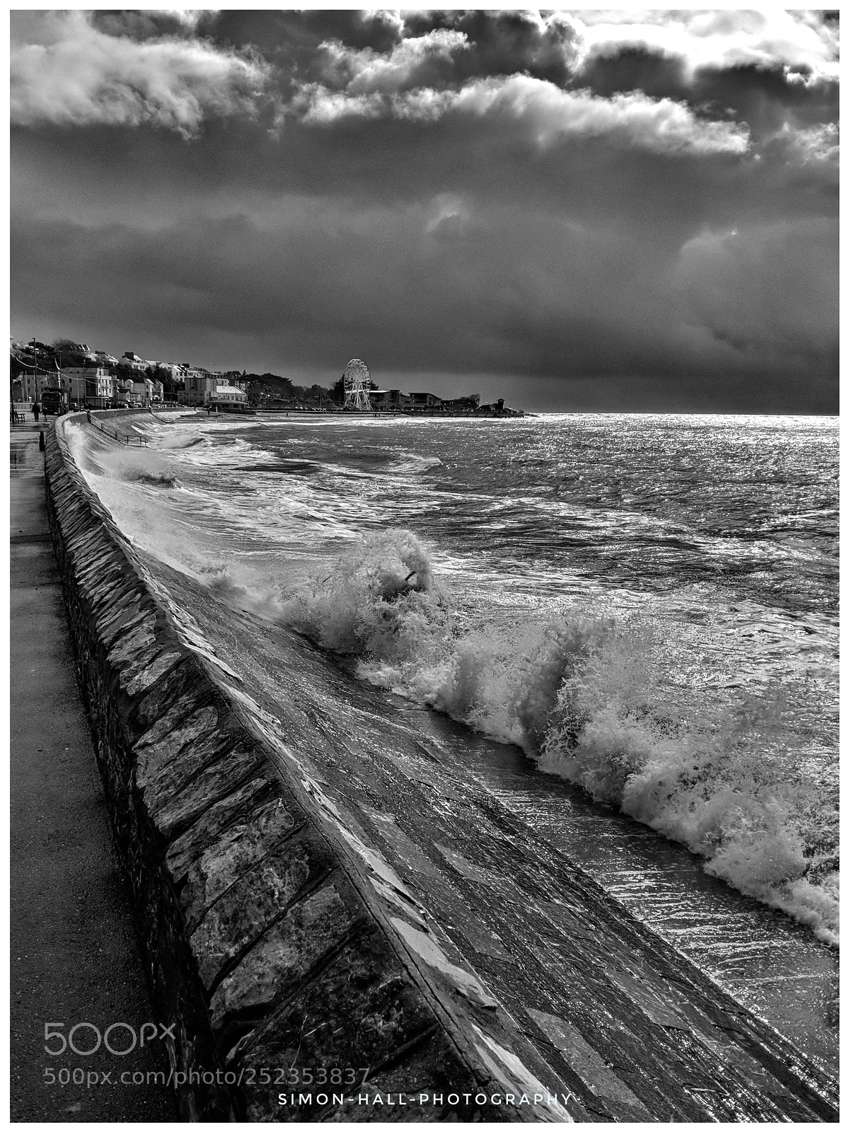 Google Pixel 2 XL sample photo. Sea wall exmouth photography