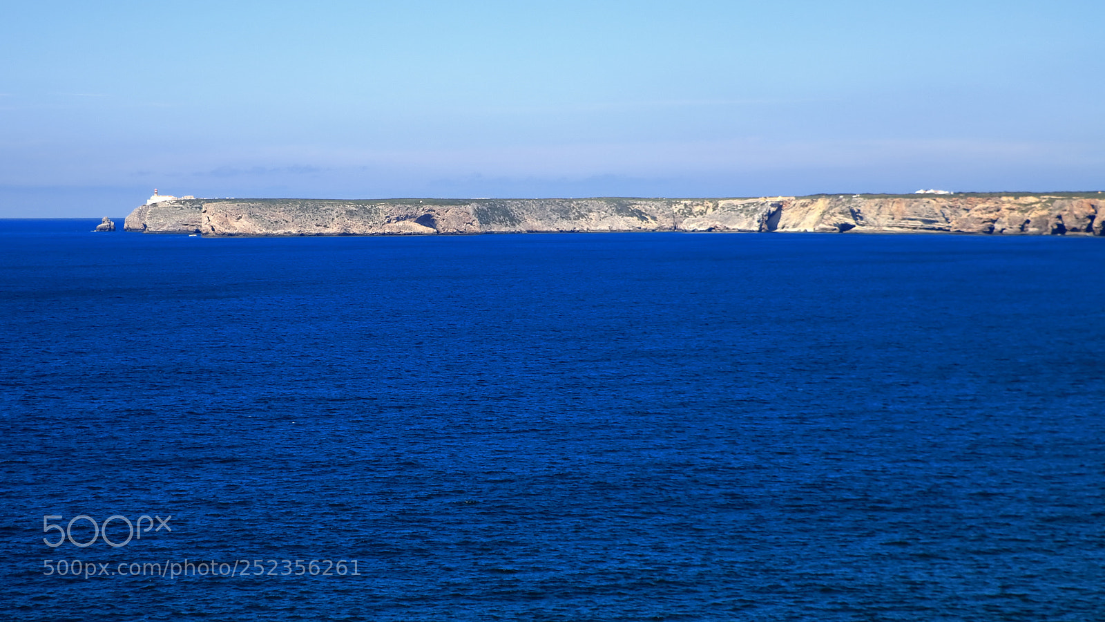 Canon EOS 70D sample photo. Lighthouse on the cliff photography